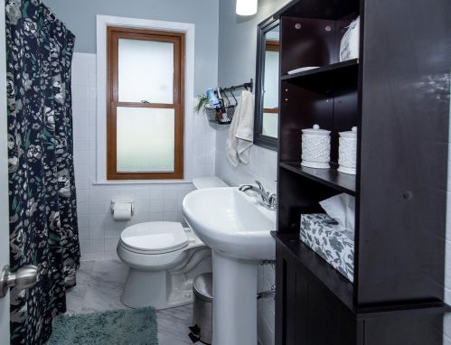 3842 84, Milwaukee WI 53228-1706 exterior