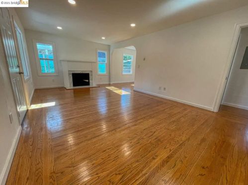 2918 Euclid Ave, Concord CA  94519-2634 exterior