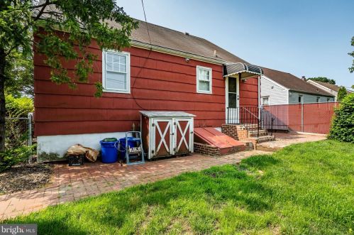 35 Norman St, Chester PA 19014-2140 exterior