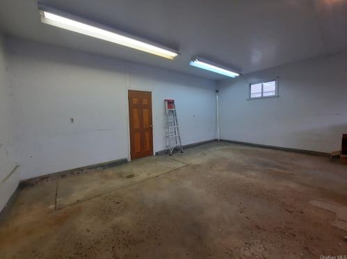 269 Cottage St, Middletown NY 10940-3705 exterior