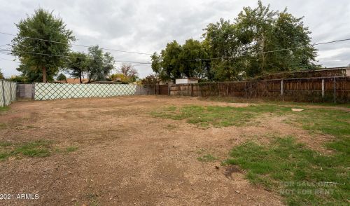 2611 Augusta Ave, Phoenix AZ 85021-7084 exterior