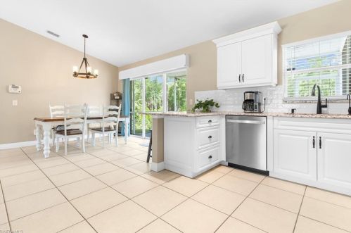 4375 6 Ave, Naples FL 34120-9047 exterior