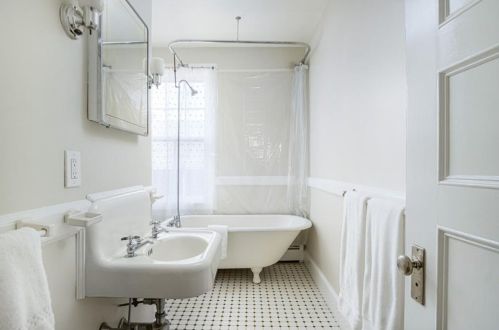 39 Orch Ave, Providence RI 02906-5514 exterior