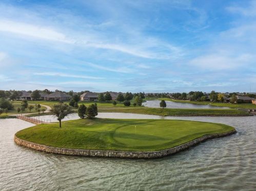 1221 Discovery Bay Dr, Frisco TX 75034-3366 exterior