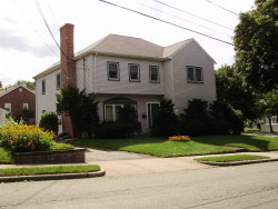 145 Nevada St, Newton, MA 02460-1228