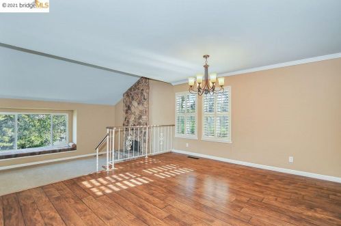 1180 Ridgemont Pl, Concord CA 94521-4831 exterior