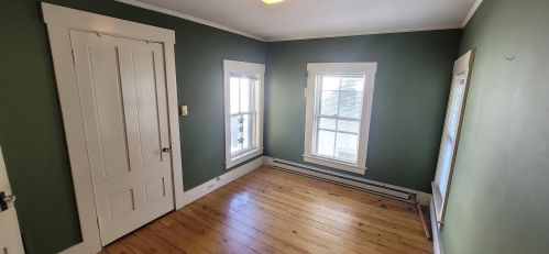 13 Thompson St, Concord NH 03301-2406 exterior