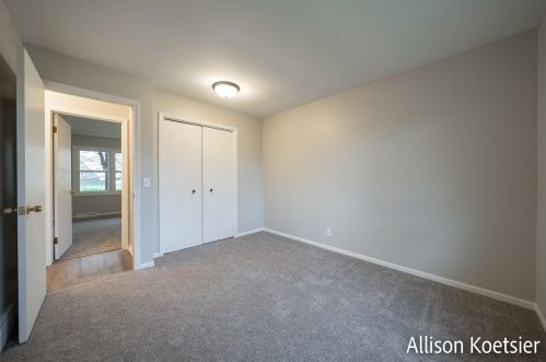 4301 36th St, Grand Rapids MI 49512-1947 exterior