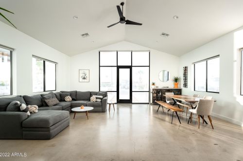 2505 14th St, Phoenix AZ 85006-1120 exterior