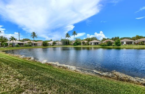 6650 24th Ter, Boca Raton FL  33496-3636 exterior