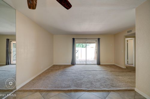 1150 Cochise Dr, Phoenix AZ 85021-2045 exterior