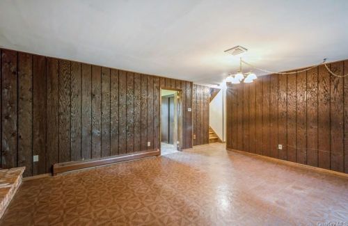 10 Melanie Ct, Valley Cottage NY 10989-1325 exterior