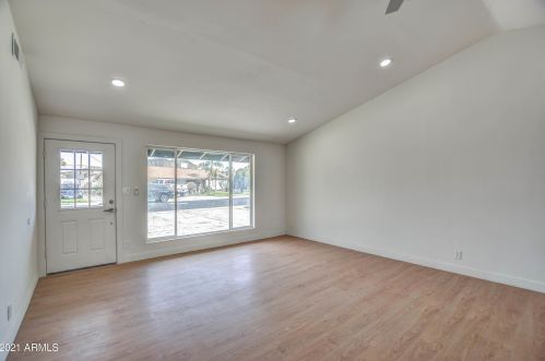 12224 26 Dr, Phoenix AZ 85017-3606 exterior