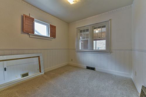 7503 Stevenson St, Milwaukee WI  53213-3549 exterior