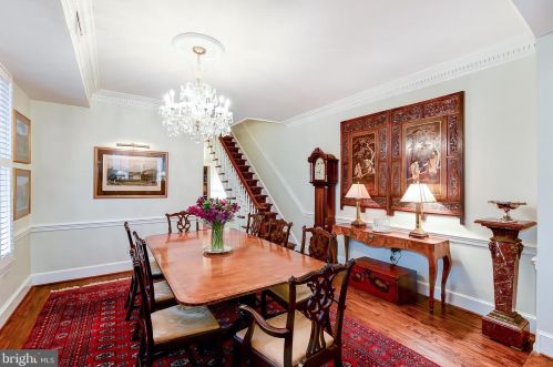 217 6 St, Washington DC 20003-1135 exterior