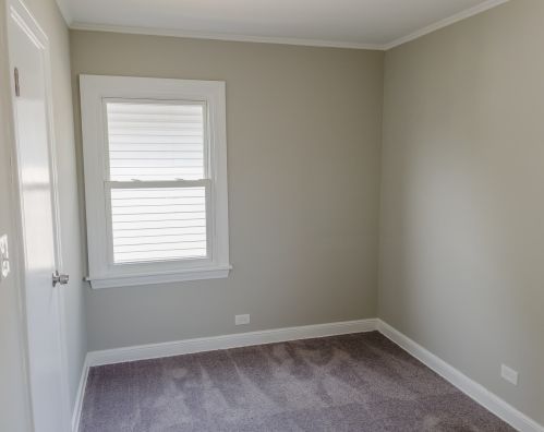 12819 Throop St, Chicago IL 60827-6421 exterior