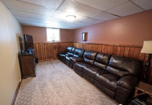 3840 Getchell Rd, Duluth MN 55811-1754 exterior