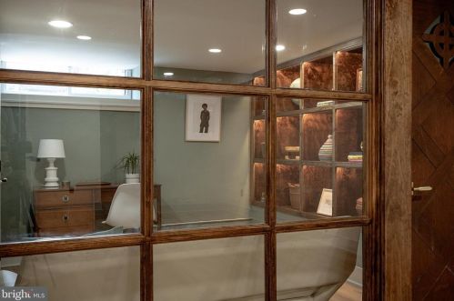 1025 51st St, Philadelphia PA  19143-4213 exterior