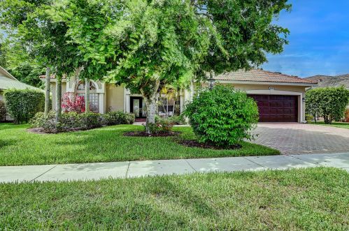 12371 Clearfalls Dr, Boca Raton, FL 33428-4846