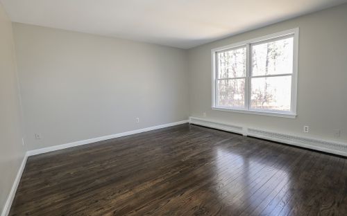 87 Blacksnake Rd, Seabrook NH 03874-4310 exterior