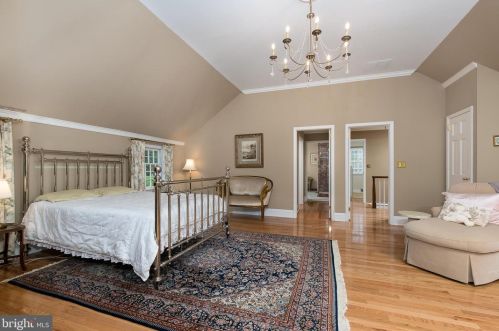 38 Pardoe Rd, Princeton NJ 08540-2617 exterior