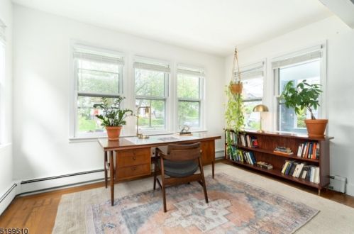 86 Midland Blvd, Maplewood NJ  07040-1810 exterior