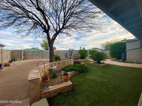 3017 Shumaker Dr, Tucson AZ  85741-3636 exterior