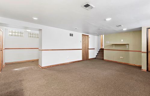 634 95th St, Chicago IL 60617-5053 exterior