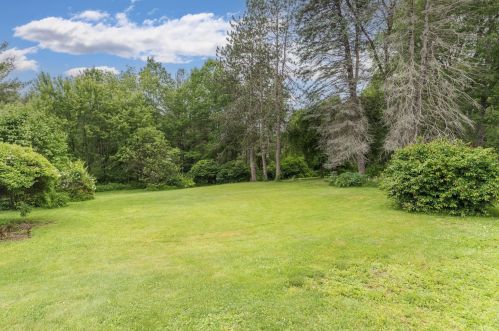 374 Washington St, Dover NH 03820-3635 exterior