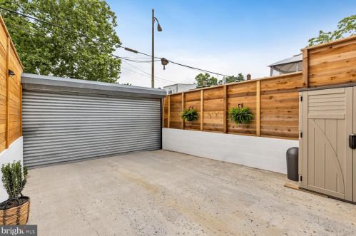 815 Longfellow St, Washington DC  20011-8205 exterior