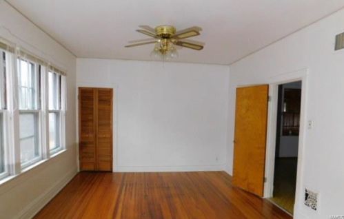 6272 Hoffman Ave, Saint Louis MO 63139-2543 exterior