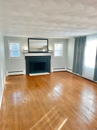 258 Bassett St, New Britain CT  06051-3438 exterior