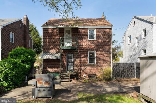 1838 41 Pl, Washington DC 20020-6021 exterior