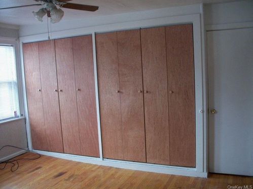 8 Roberts St, Middletown NY 10940-5008 exterior