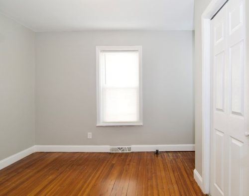 29 Marble St, Springfield MA 01105-2209 exterior