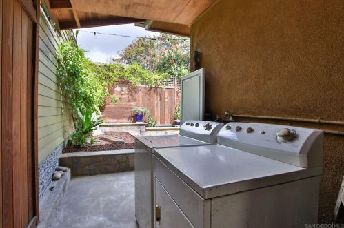 1936 Meade Ave, San Diego CA 92116-4017 exterior