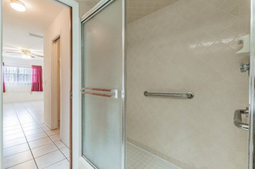 7739 Radcliffe Cir, Port Richey FL 34668-5937 exterior