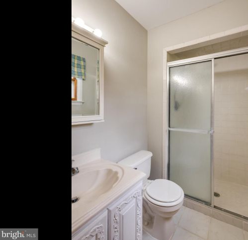 2511 Meetinghouse Rd, Jamison PA 18929-1157 exterior