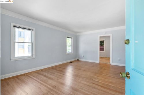 1006 Solano Ave, Berkeley, CA 94706-1618