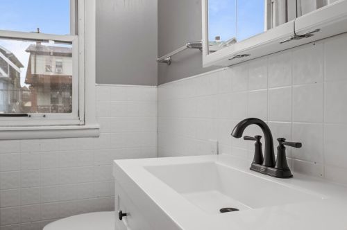 76 Montclair Ave, Pittsburgh PA 15229-1754 exterior