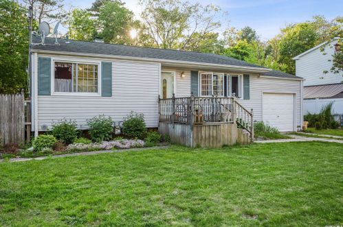 792 Bohemia Pkwy, Bohemia, NY 11716-4302