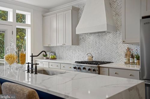 30 Adams St, Washington DC  20001-1026 exterior