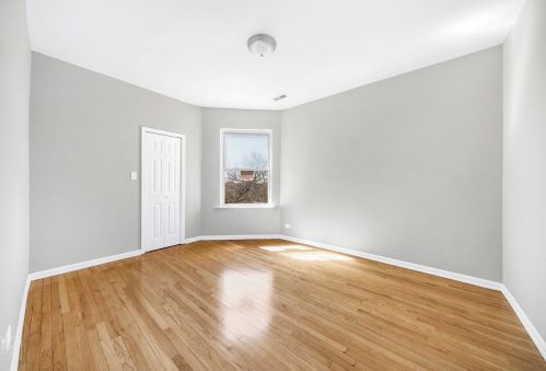 4039 Van Buren St, Chicago IL 60624-2747 exterior