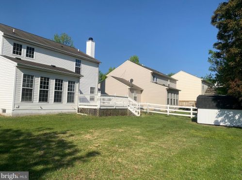 708 Dora Moors Ln, New Castle DE  19720-8764 exterior