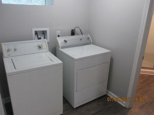 5330 27th St, Milwaukee WI  53221-3724 exterior