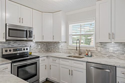 5805 Birchbrook Dr, Dallas, TX 75206-4507