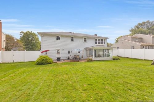 75 Boylston St, Meriden CT 06450-4737 exterior