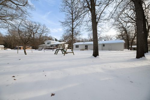 1748 Prince Ln, Meskegon MI  49445-1742 exterior