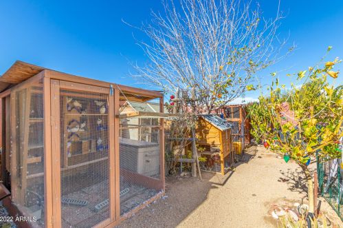 12602 37 Ave, Phoenix AZ 85053-4616 exterior