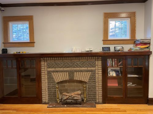 8415 Seeley Ave, Chicago IL 60645-5104 exterior